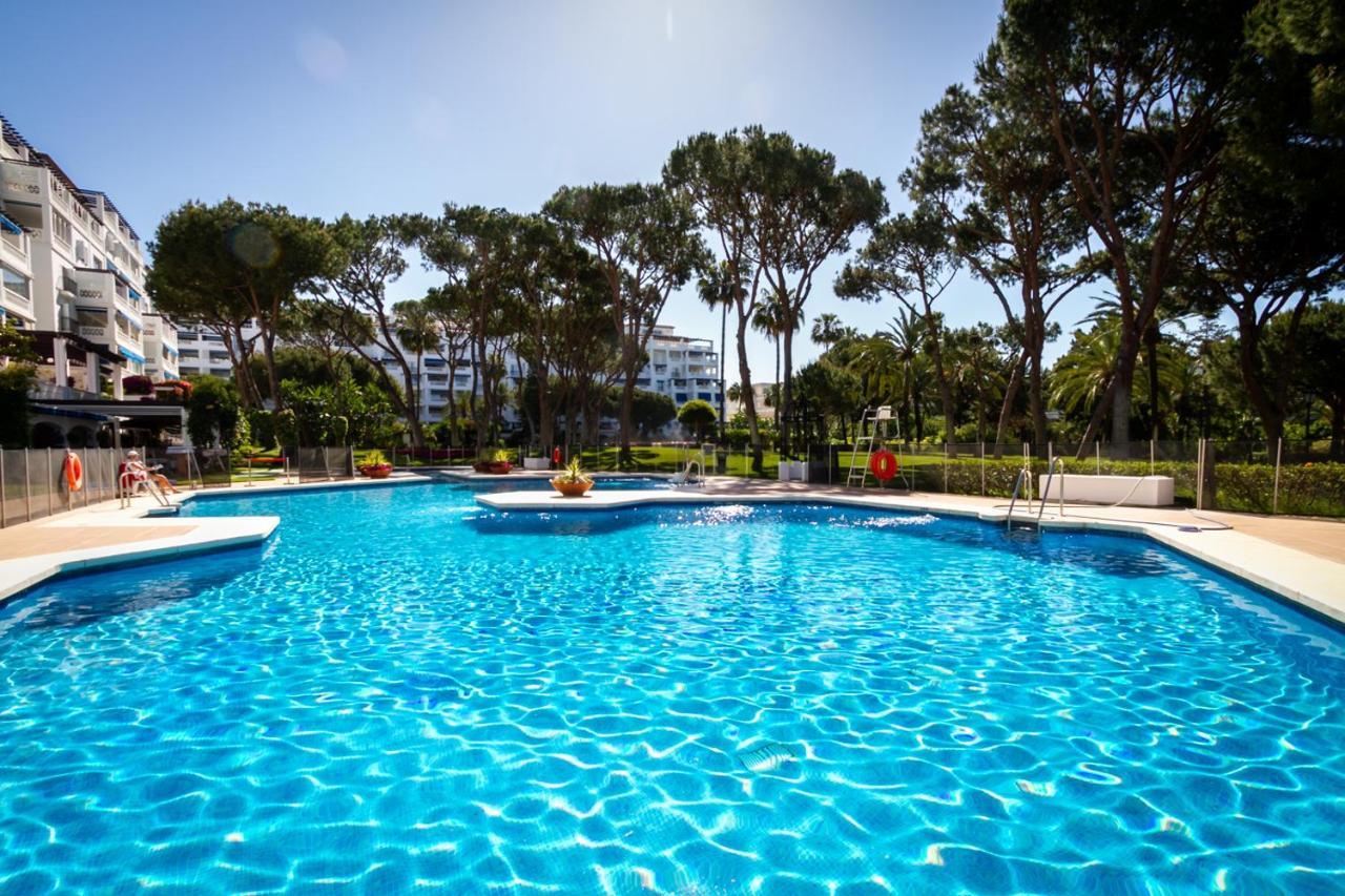 Marbella Banus Suites - Bird Of Paradise Playas Del Duque Banus Suite Apartment מראה חיצוני תמונה