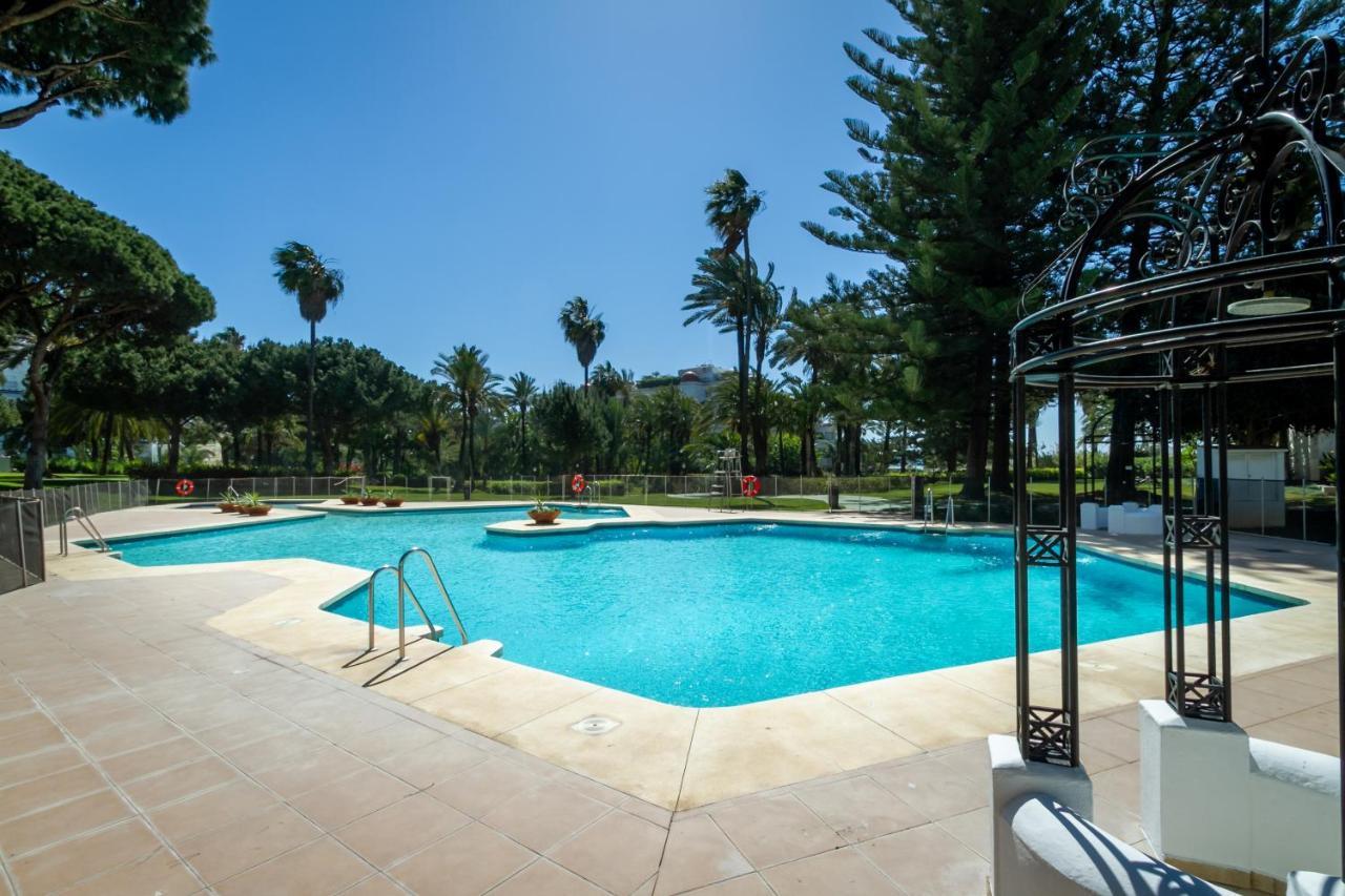 Marbella Banus Suites - Bird Of Paradise Playas Del Duque Banus Suite Apartment מראה חיצוני תמונה